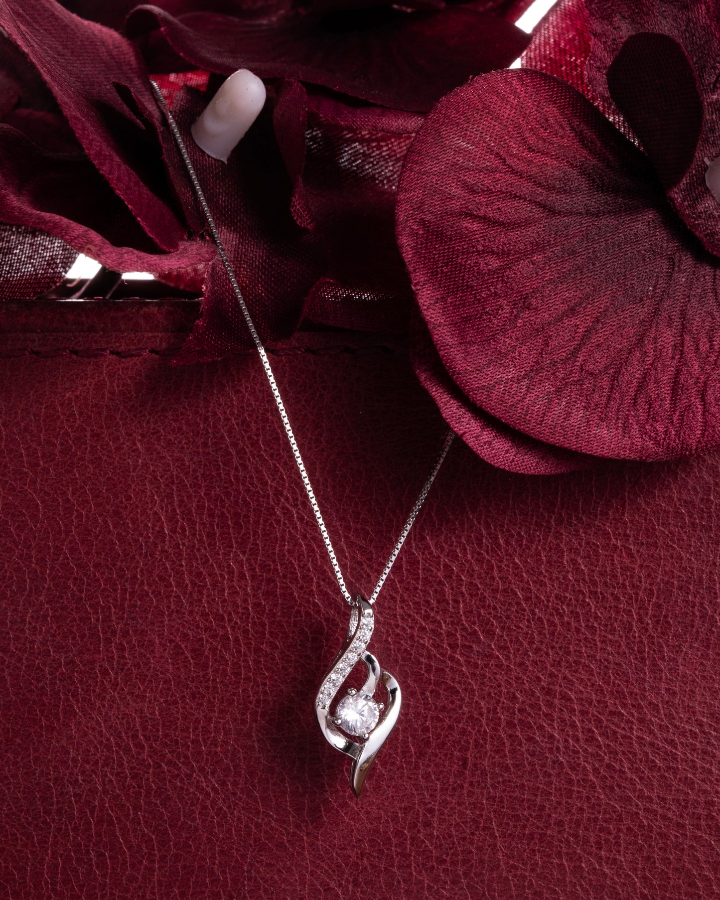 PENDENT STUDDED WITH CZ