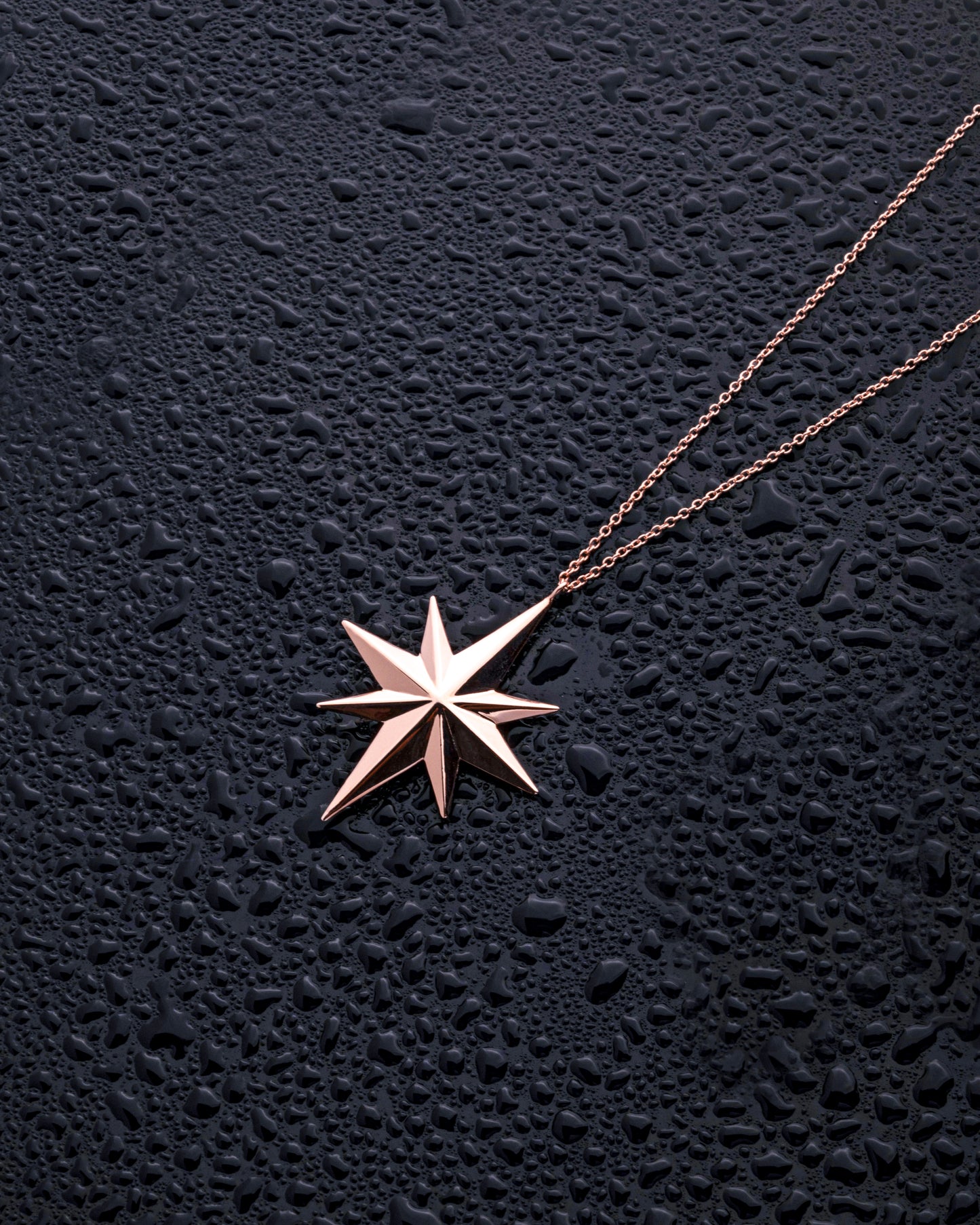 SPARKLING SUN PENDENT