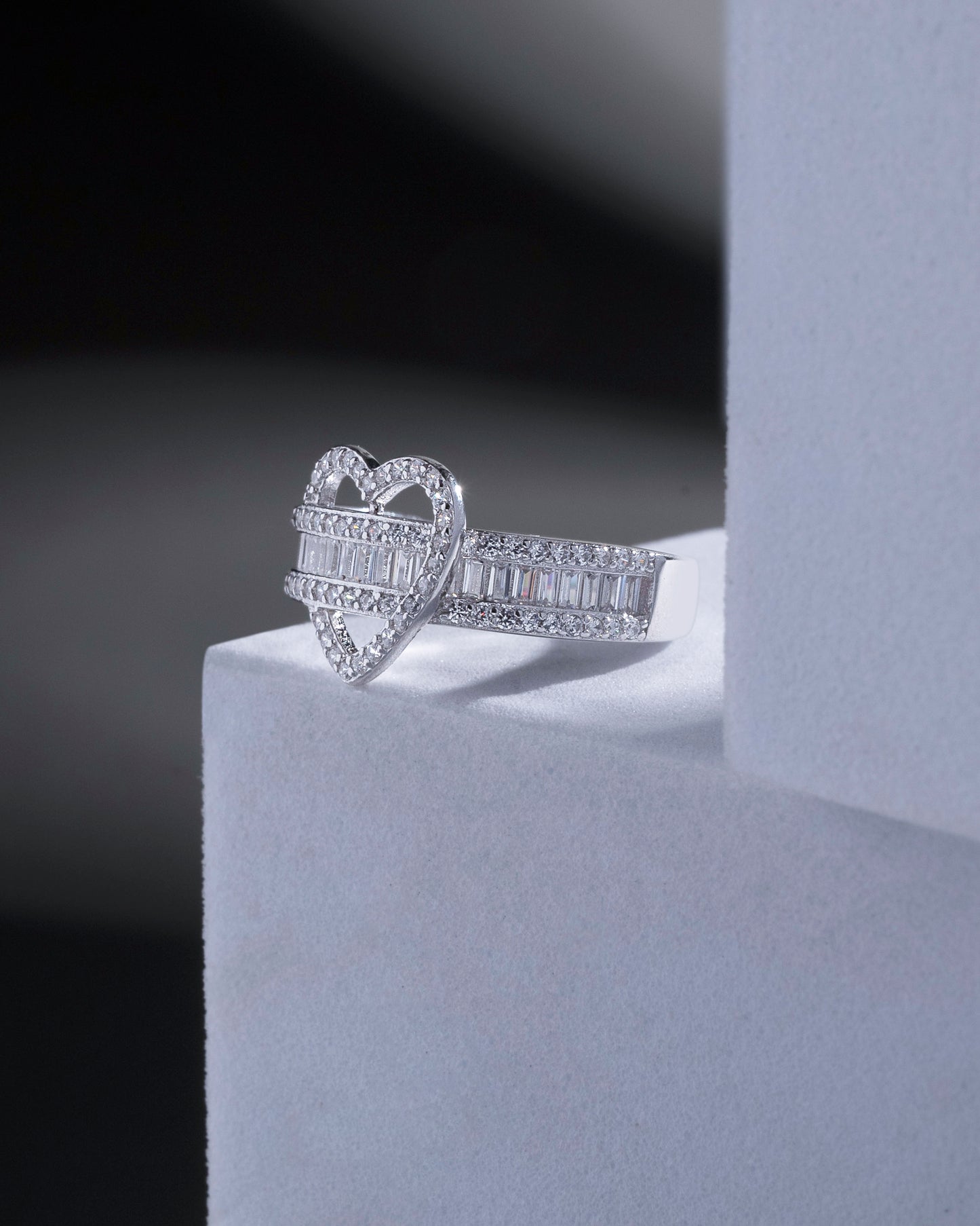 RING STUDDED WITH CZ