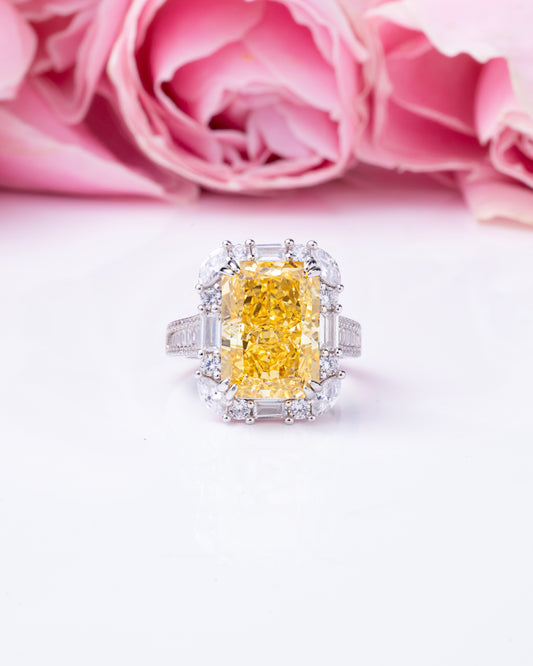 YELLOW CZ COCKTAIL RING