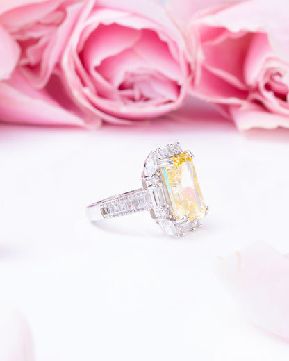 YELLOW CZ COCKTAIL RING